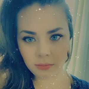 Meet your Posher, Eva